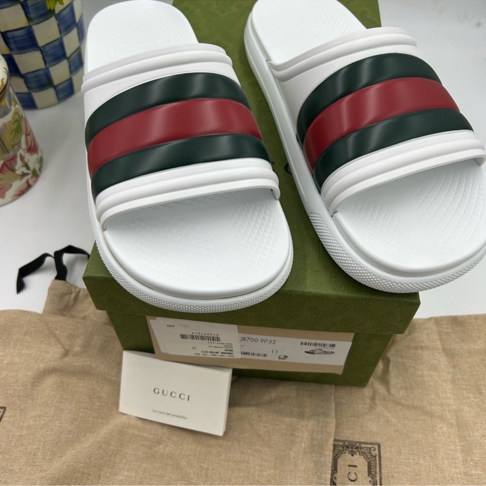Men’s Gucci, web striped rubber pool slide size 11 made in Italy. Newest style! - Picture 2 of 12